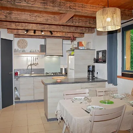 Unusual Hideaway In Lorraine *