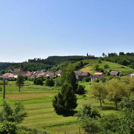 Waterfront With Pond Holiday home Metairies-Saint-Quirin