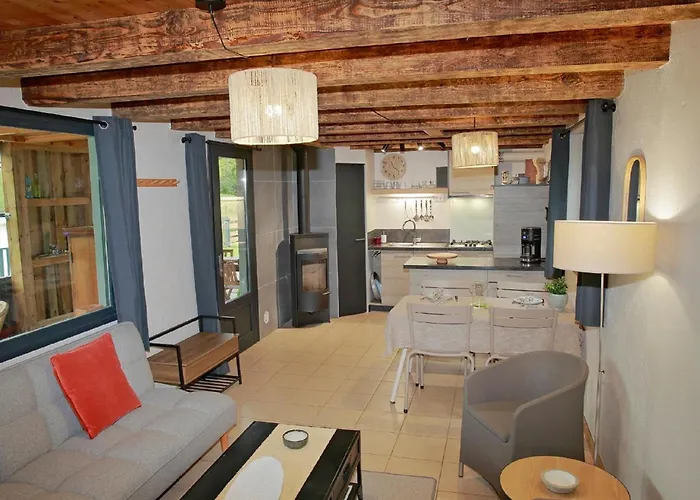 Ferienhaus Atypique Au Bord De L'eau Metairies-Saint-Quirin