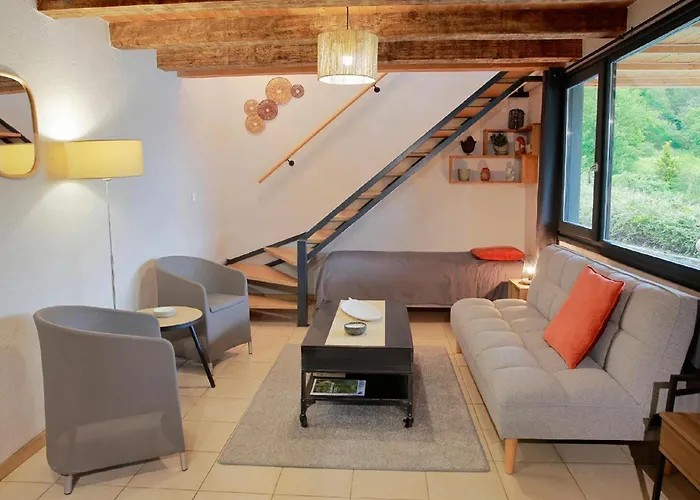 Ferienhaus Atypique Au Bord De L'eau Metairies-Saint-Quirin